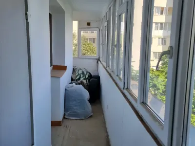 balcon spatios inchis vanzare-cumparare apartament Sector 2, București